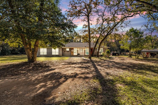 6 Trail, Hilltop Lakes, TX, 77871