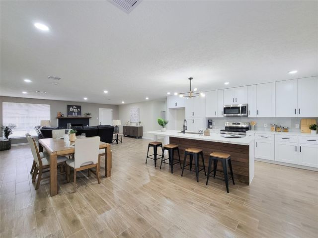 19419 Long Lake, Houston, TX, 77084