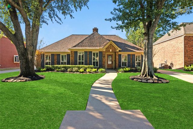 15823 Echo Lodge, Houston, TX, 77095