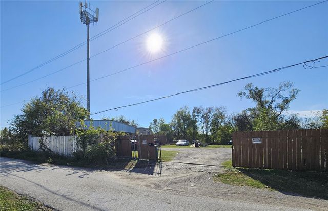 7826 Attwater, Houston, TX, 77028
