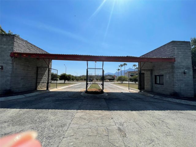 Los Portales Esquina con El Valle Cor, ALLENDE-MONTEMORELOS