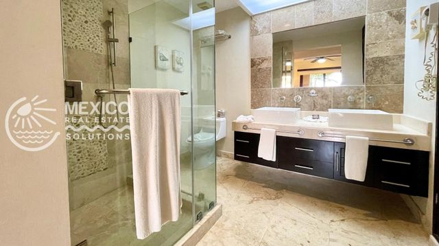 10 N El Faro Reef 102 Ave N #102, Playa del Carmen