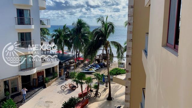 10 N El Faro Surt 306 Ave #306, Playa del Carmen