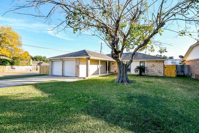 1302 Brookmeade, Deer Park, TX, 77536