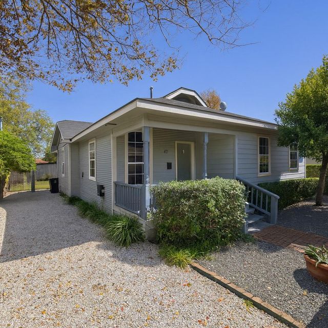 208 38th, Houston, TX, 77018