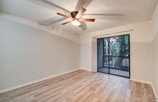 10110 Forum West, Houston, TX, 77036