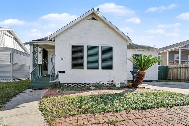 4921 Alamo, Galveston, TX, 77551