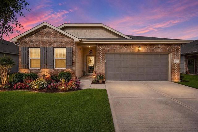  4726 Highland Crest Dr, Richmond, TX 77469