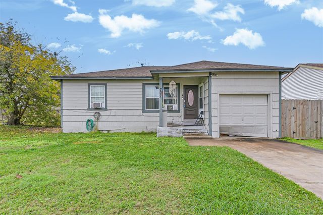 707 5th, Freeport, TX, 77541