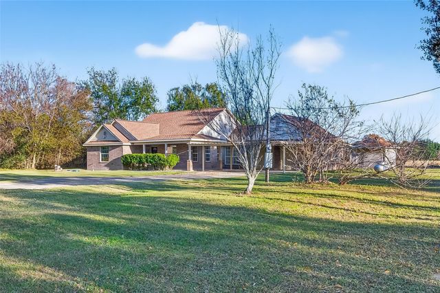  12415 Roesler Rd, Needville, TX 77461