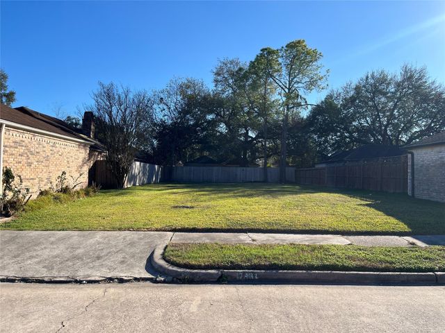 7831 Bankside, Houston, TX, 77071