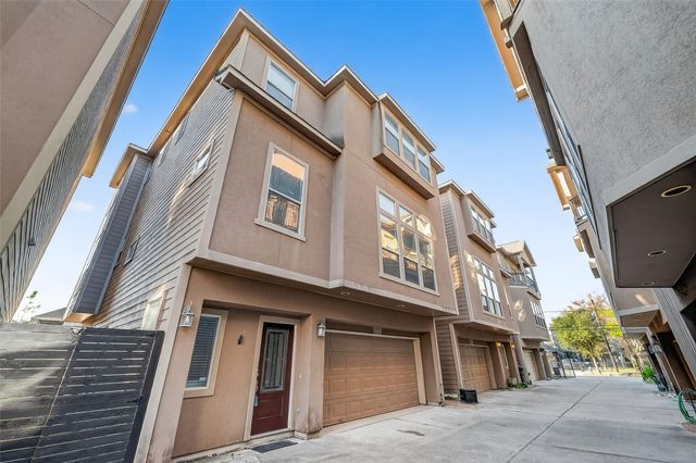 1002 W 22nd, Houston, TX, 77008