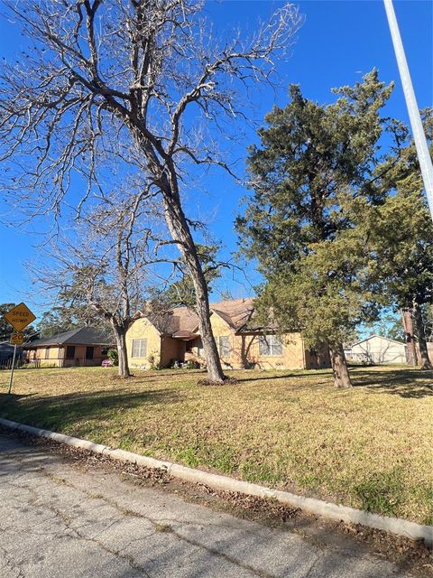 4415 Charleston, Houston, TX, 77021