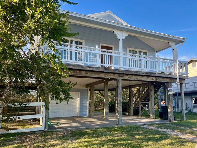 1578 Railroad, San Leon, TX, 77539