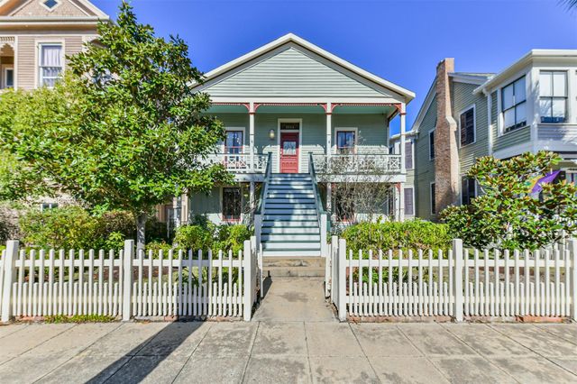  1814 Avenue K, Galveston, TX 77550