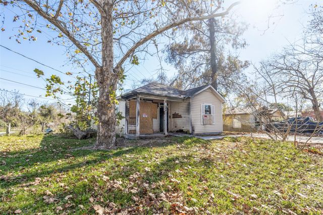 301 Albert, La Marque, TX, 77568