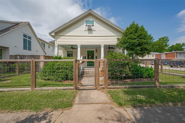 845 Columbia, Houston, TX, 77007