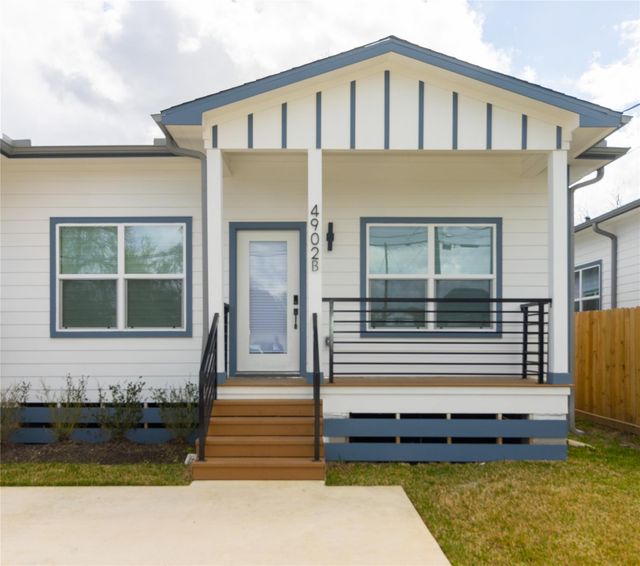 4902 Higgins, Houston, TX, 77033