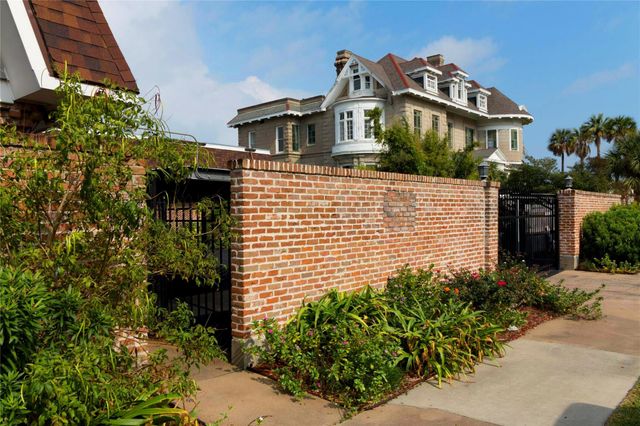 1726 Broadway, Galveston, TX, 77550