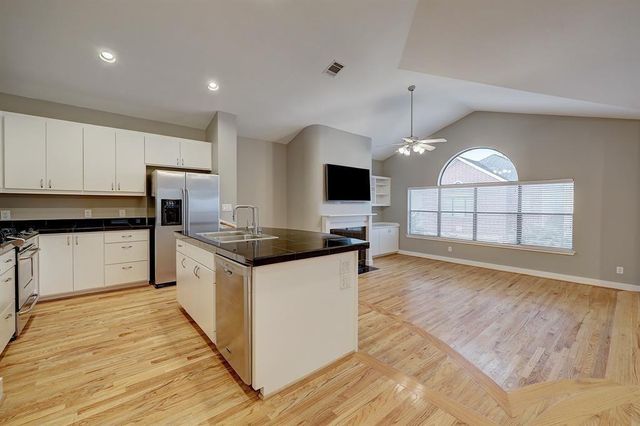 9805 Riddlelink, Houston, TX, 77025