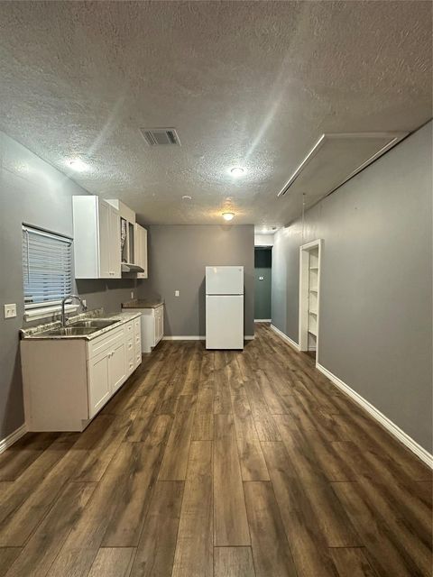 8611 Findlay, Houston, TX, 77017