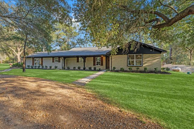303 Rollingwood, Pinehurst, TX, 77362