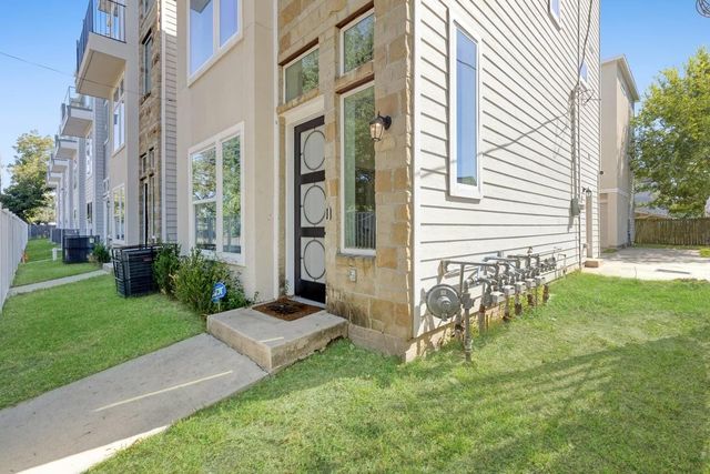 6725 Saint Augustine, Houston, TX, 77021