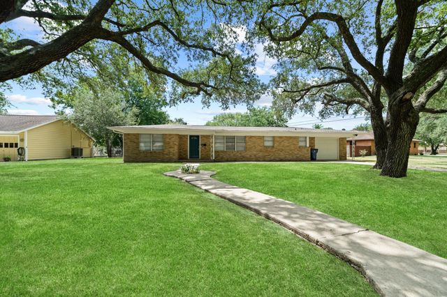721 20th, Texas City, TX, 77590
