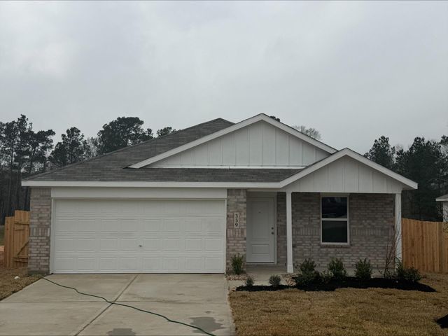 339 Parkin, Conroe, TX, 77303