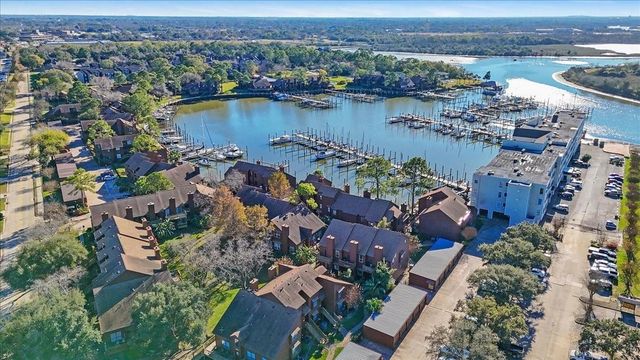 727 Davis, League City, TX, 77573