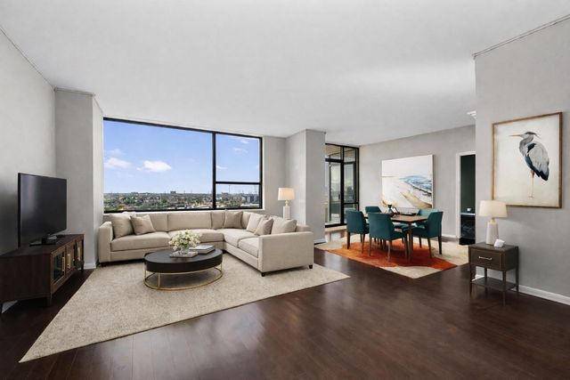 15 Greenway Plaza, Houston, TX, 77046