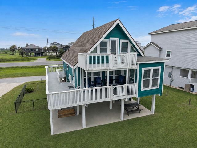  21319 Gulf Dr, Galveston, TX 77554