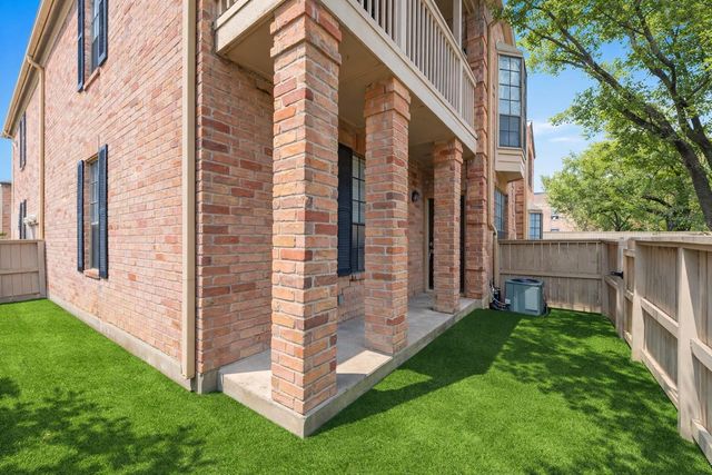 2255 Braeswood Park, Houston, TX, 77030