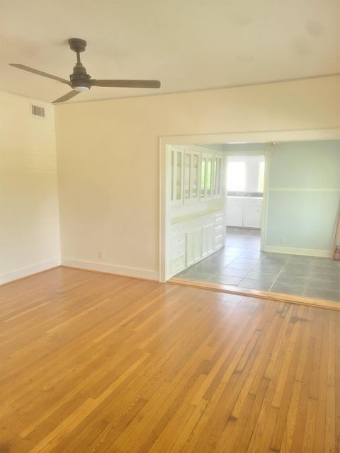 4703 Chenevert, Houston, TX, 77004