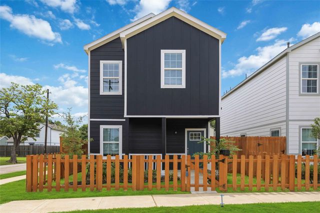  6403 Paris St, Houston, TX 77021