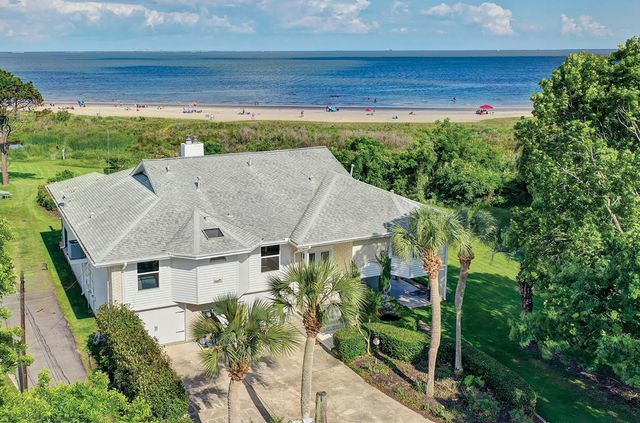  5113 Oleander St, Seabrook, TX 77586