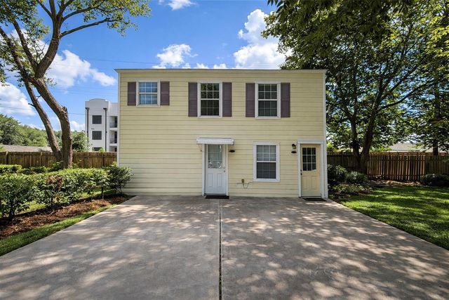 422 Burleson, Wharton, TX, 77488