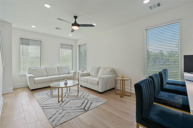 3522 Mansfield Building B, Houston, TX, 77091