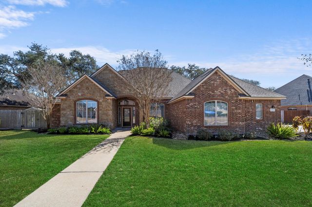 1012 Enchanted Oaks, Angleton, TX, 77515