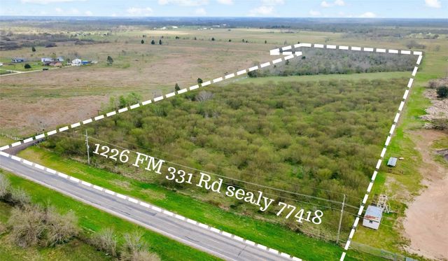  1226 FM 331 Rd, Sealy, TX 77418