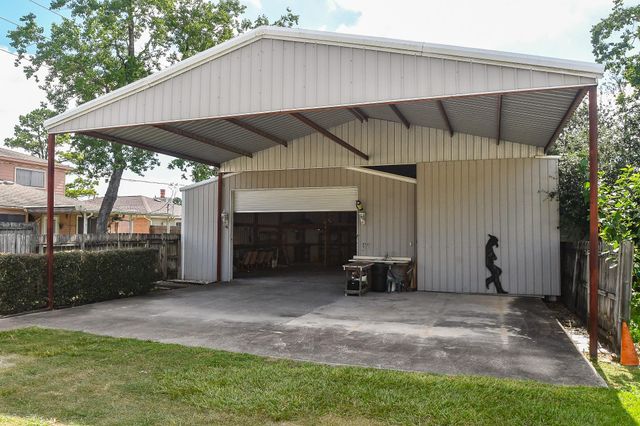 7794 Hillbarn, Houston, TX, 77040
