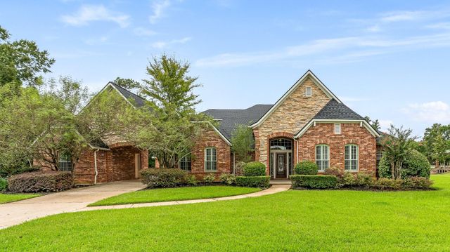 12027 Water Oak Dr, Magnolia, TX 77354