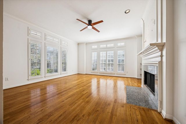 205 Dennis, Houston, TX, 77006