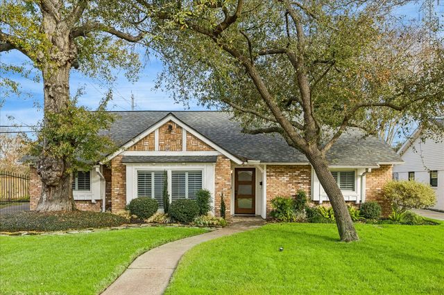 1526 Foxwood, Houston, TX, 77008