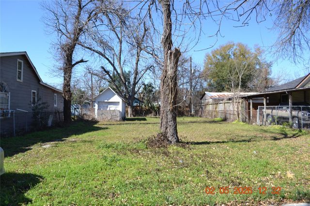526 Kress, Houston, TX, 77020