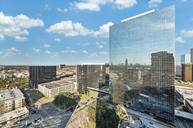 14 Greenway, Houston, TX, 77046