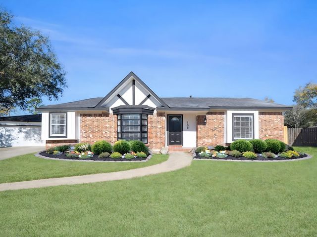 158 Blue Castle, Houston, TX, 77015