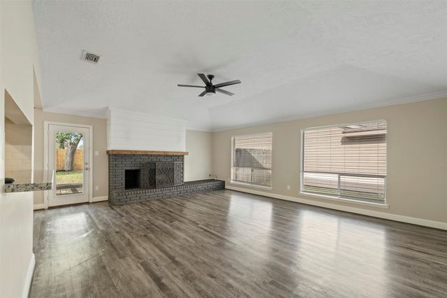 119 Wood Hollow, League City, TX, 77573