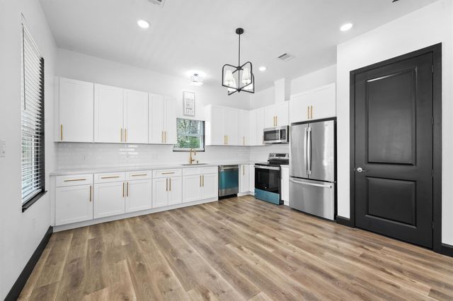 210 Canary, Point Blank, TX, 77364