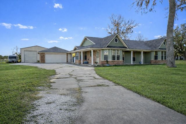 138 Pin Oak, Angleton, TX, 77515